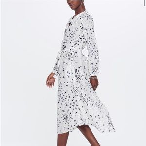 Evyn Star Midi Dress